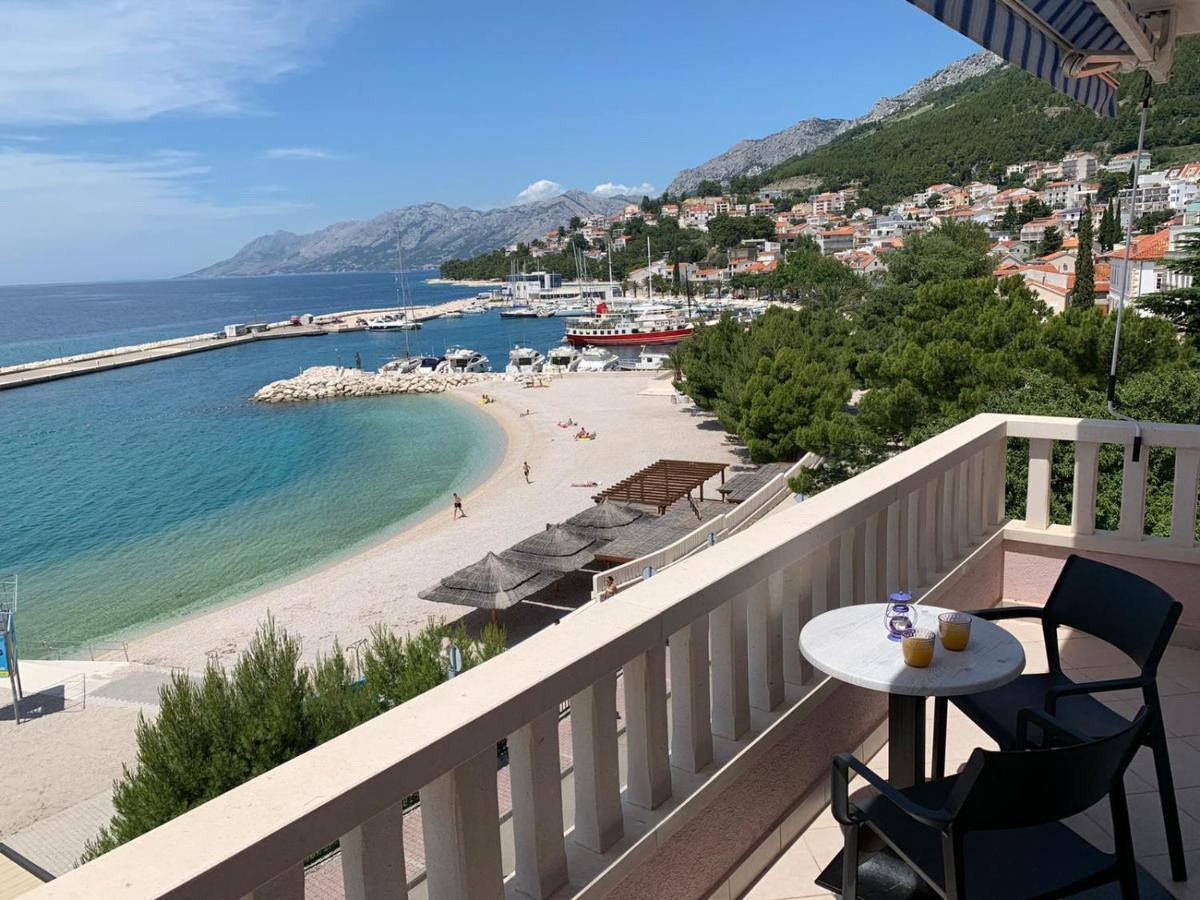Villa Rozika Baška Voda Екстериор снимка