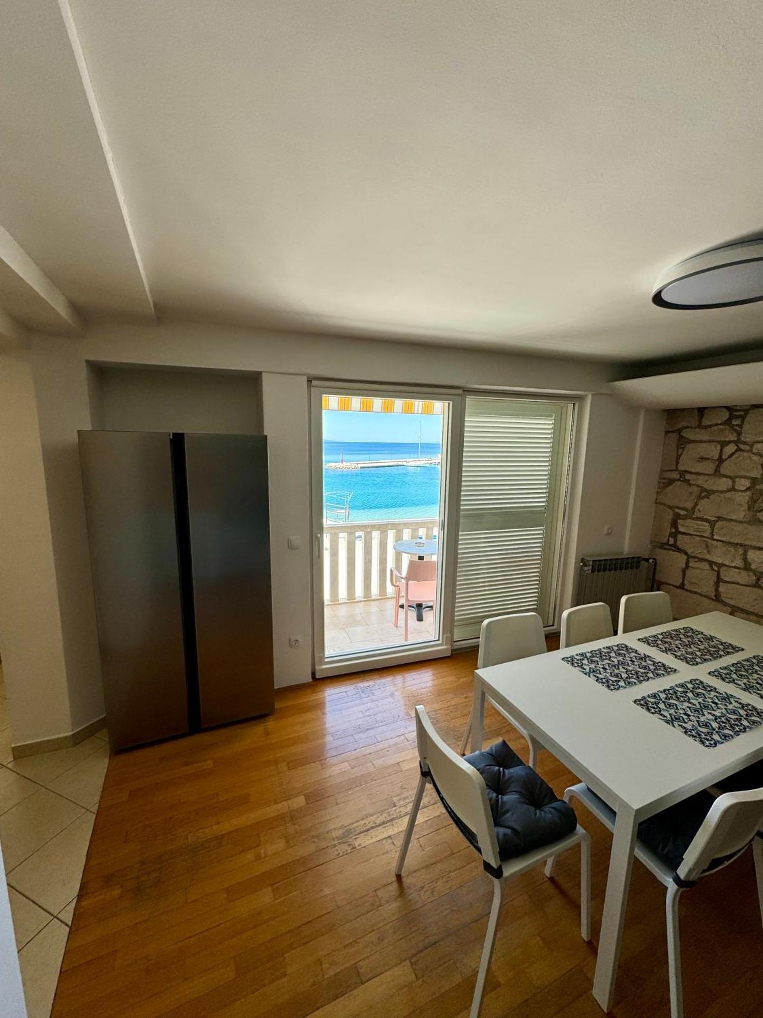 Villa Rozika Baška Voda Екстериор снимка