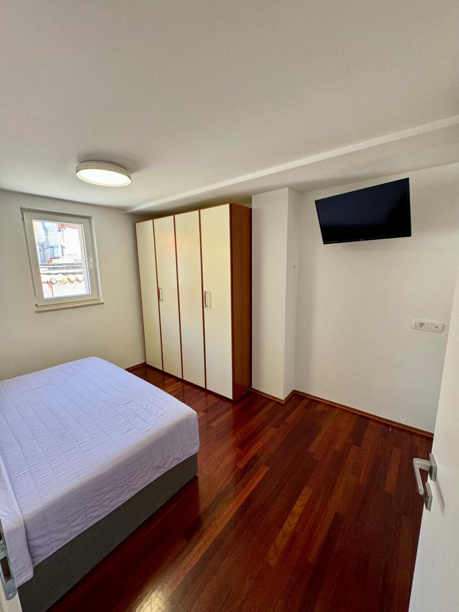 Villa Rozika Baška Voda Екстериор снимка