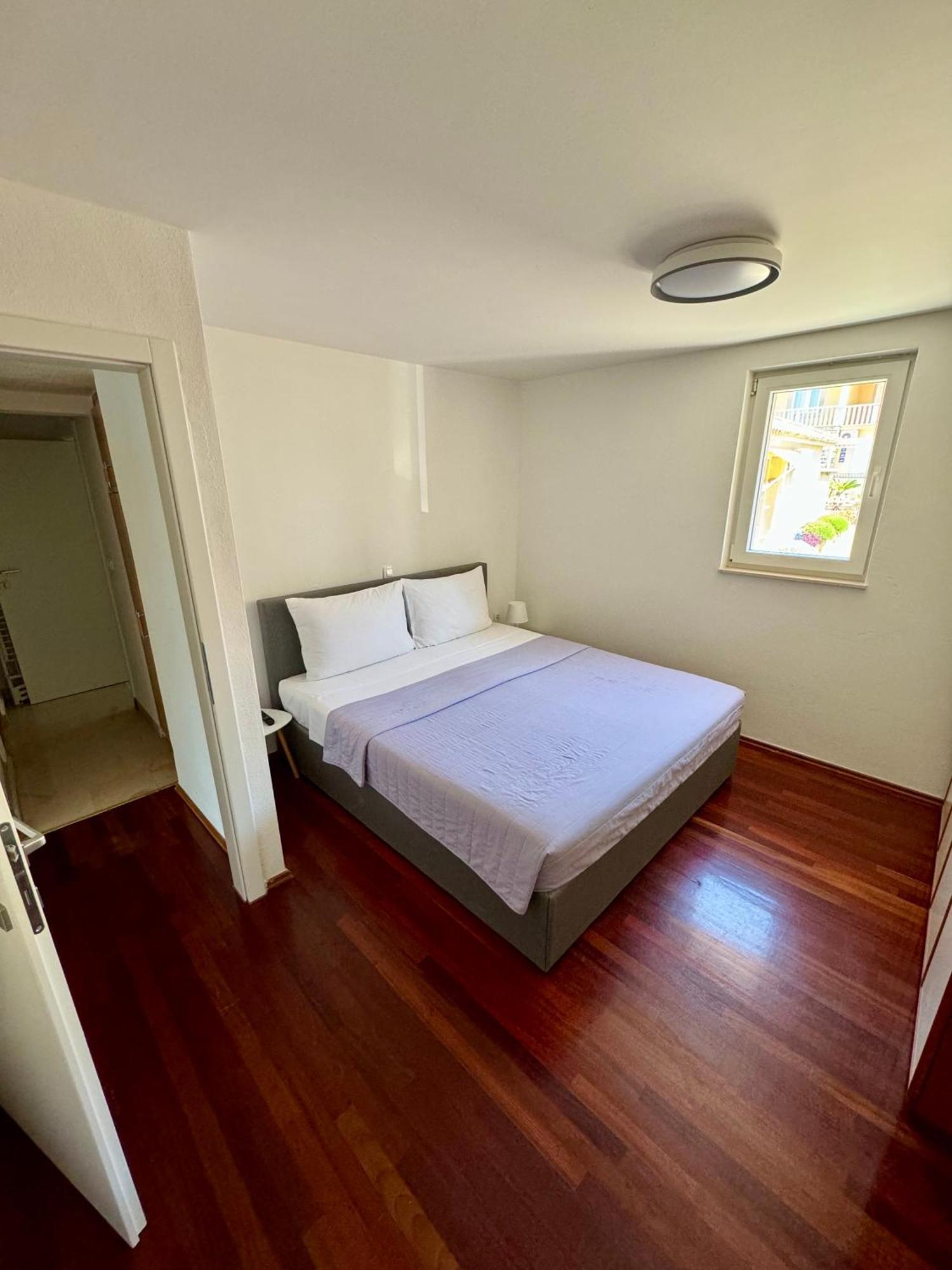 Villa Rozika Baška Voda Екстериор снимка