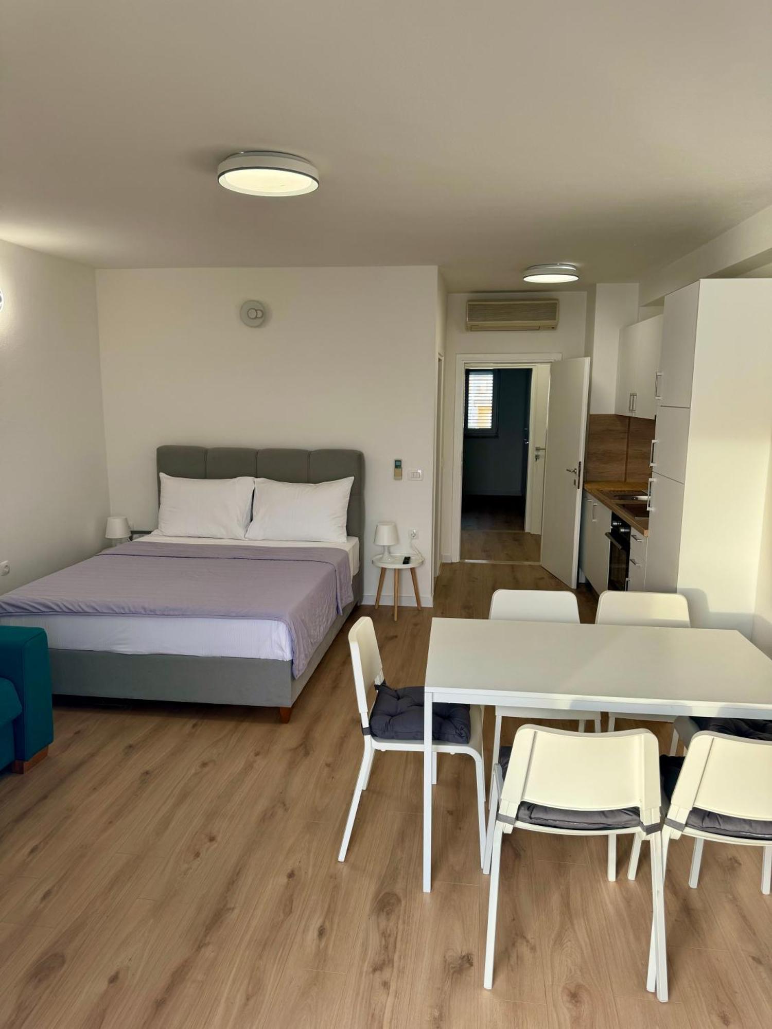 Villa Rozika Baška Voda Екстериор снимка