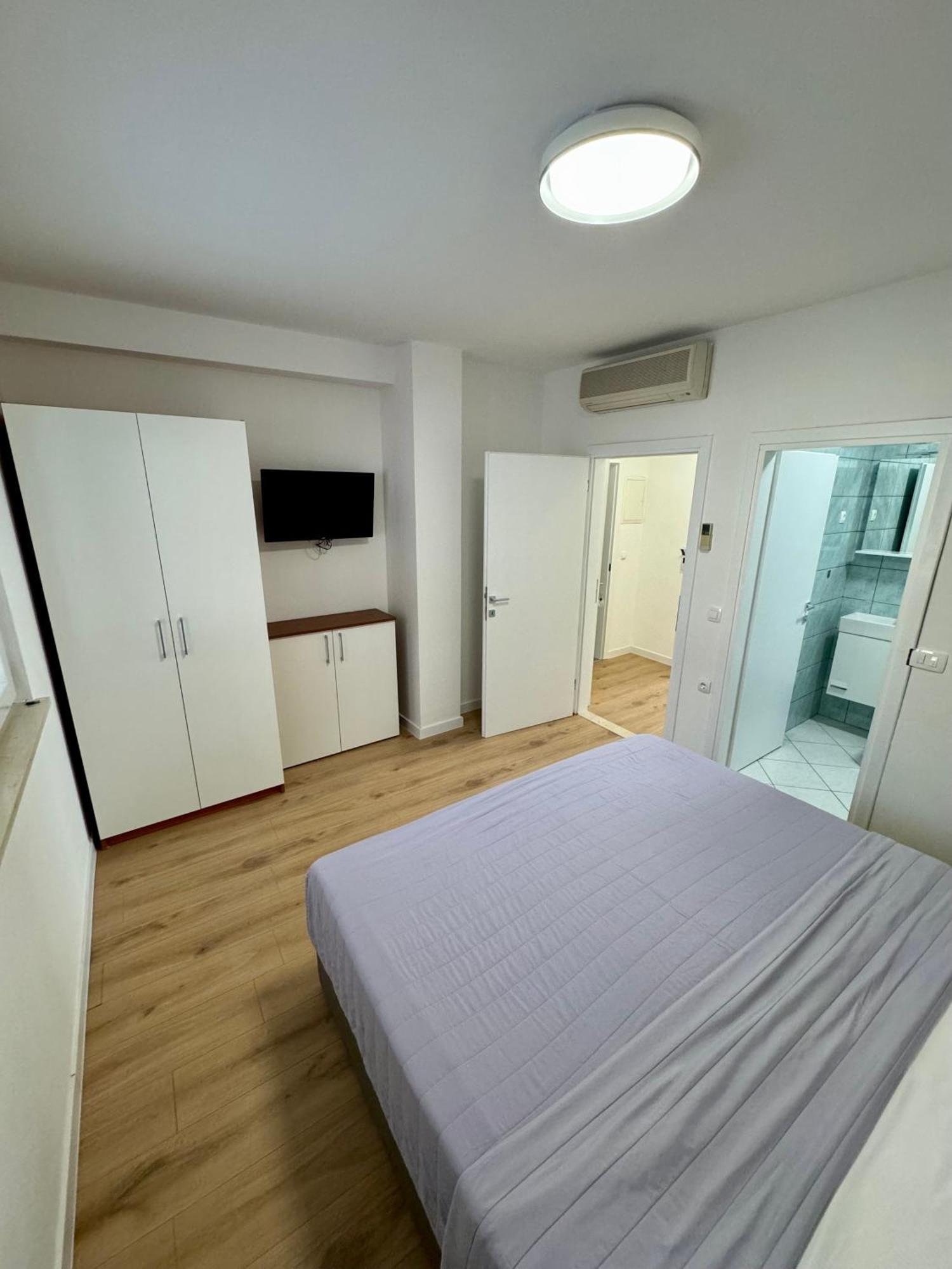 Villa Rozika Baška Voda Екстериор снимка