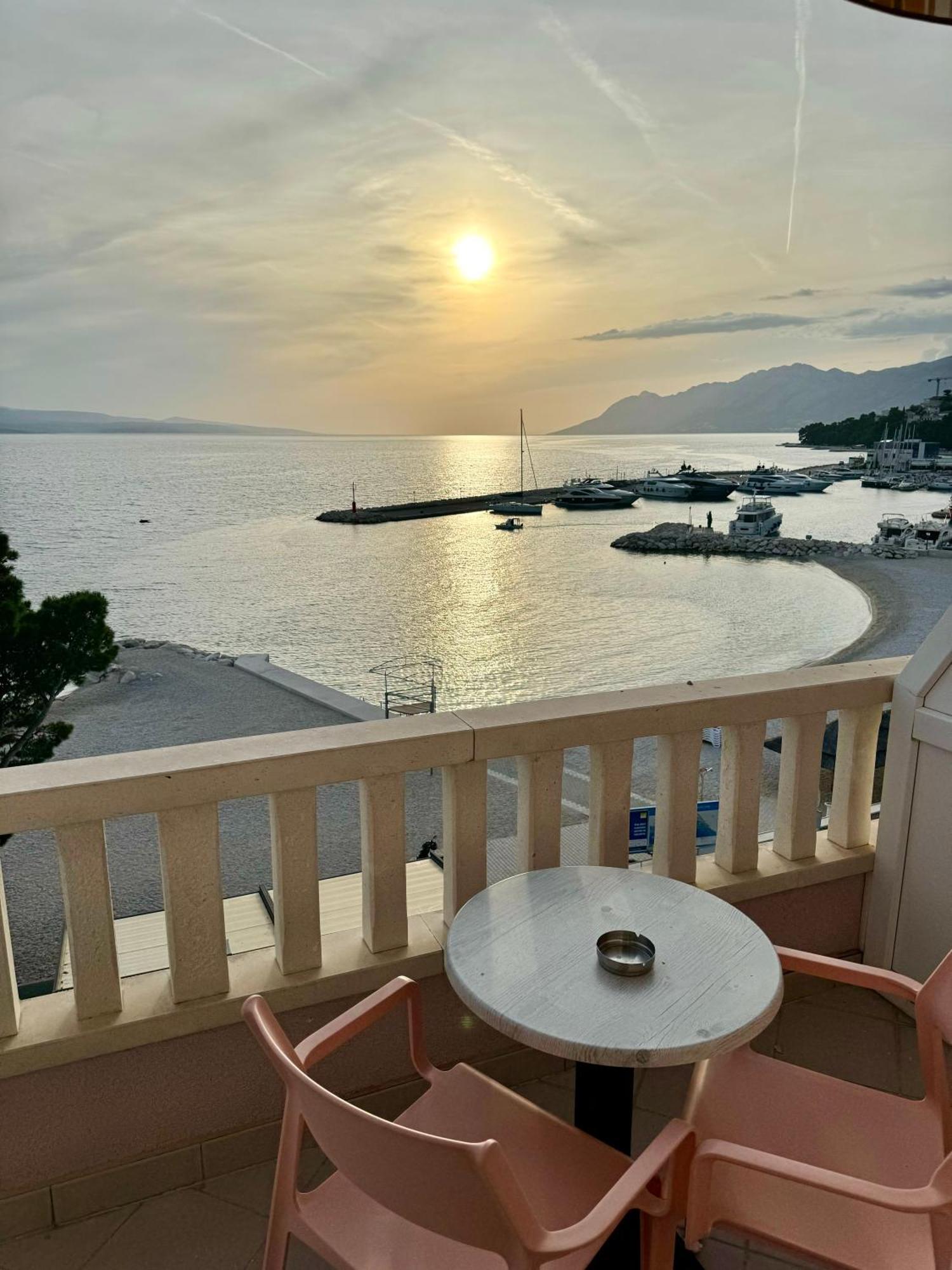 Villa Rozika Baška Voda Екстериор снимка