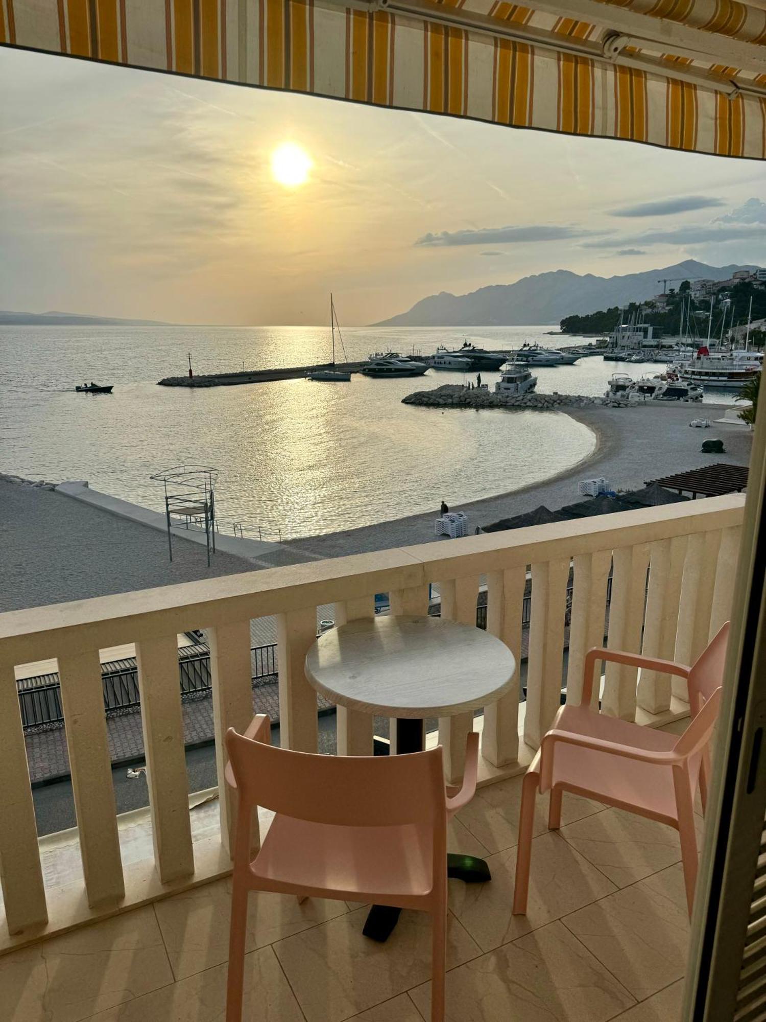 Villa Rozika Baška Voda Екстериор снимка