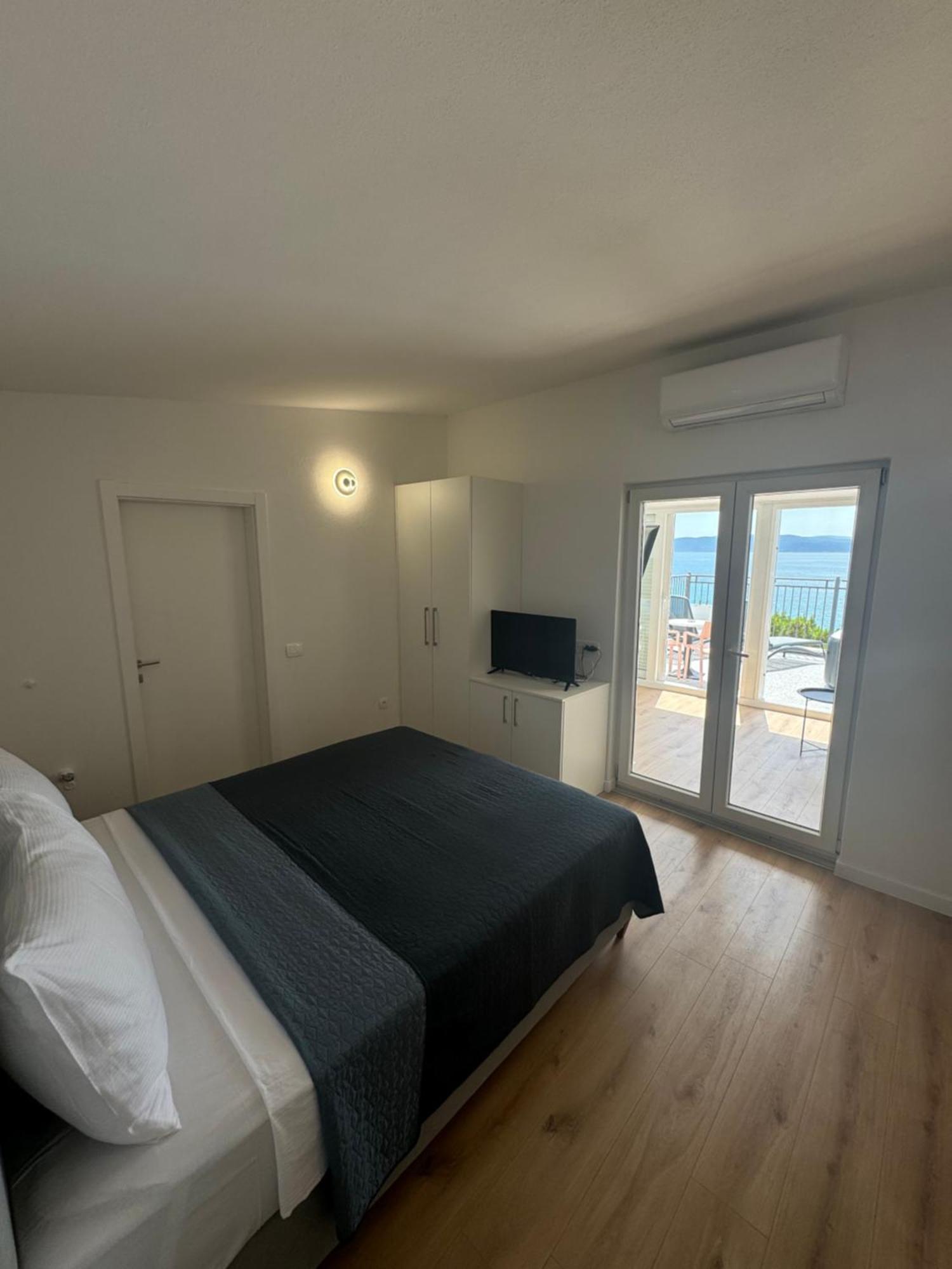 Villa Rozika Baška Voda Екстериор снимка